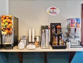 Super 8 By Wyndham Newark De Hotel Restaurant photo
